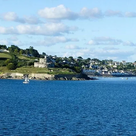 Nanparra * Falmouth